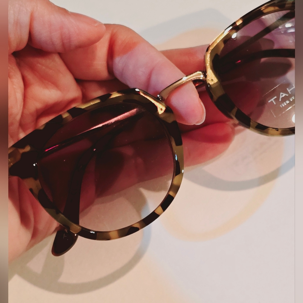 NEW Tahari Womens sunnies sunglasses tortoise leopard animal print spots